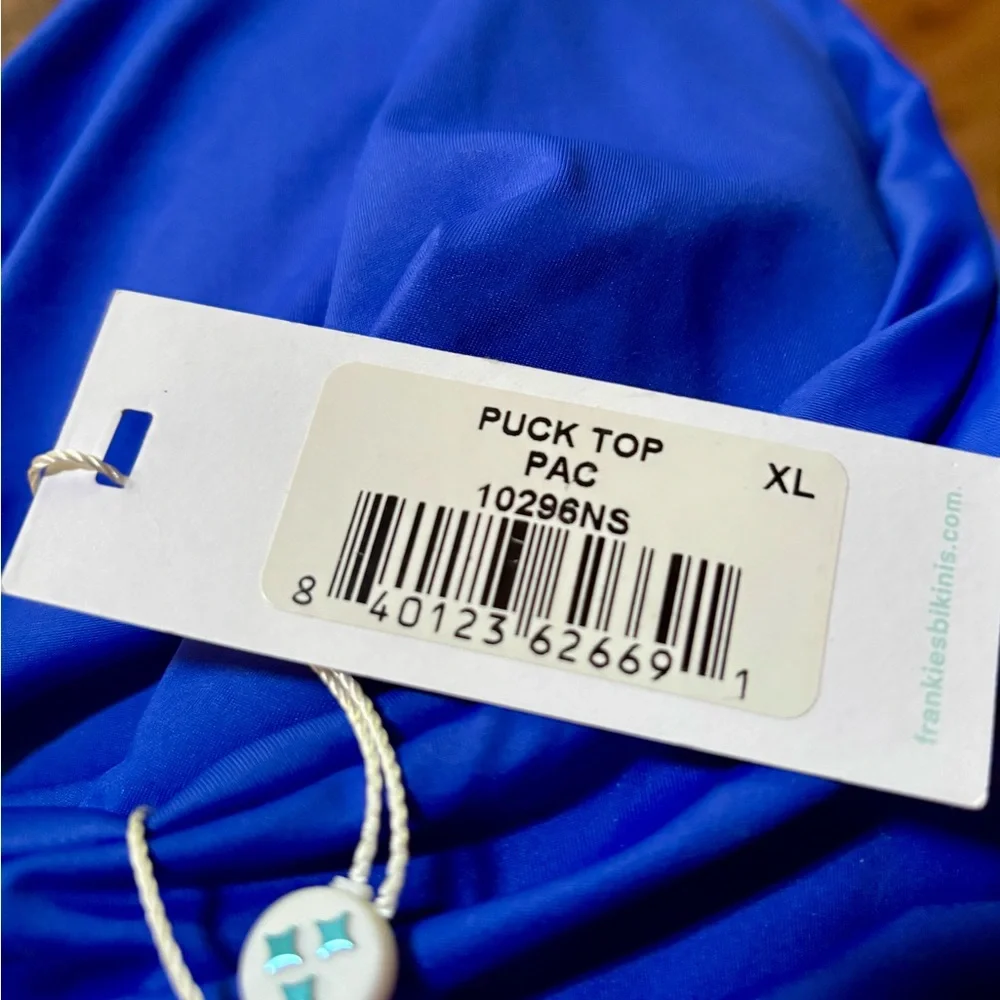 ⛱️Frankies Bikinis Puck One Swim Top One Shoulder Cap Sleeve Size XL Blue NWT⛱️